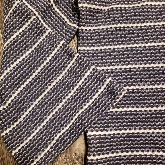 William Rast Waffle Knit Horizontal Striped Top w a Slight Bell Sleeve | Size Lg - Picture 8 of 10